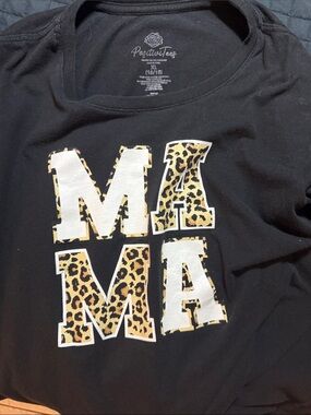 Positive Tees Women's Black 'MAMA' Short Sleeve Tee with Leopard Print